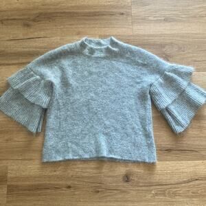 Gianni Bini Fuzzy Cropped Tiered Sleeve Mock Neck  Sweater Gray sz XS